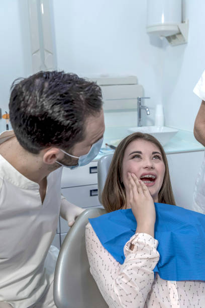 Best Emergency Tooth Extraction  in Castalia, OH